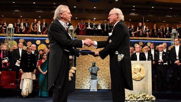 Nobel Edebiyat Ödülü soykırım destekçisi yazara verildi