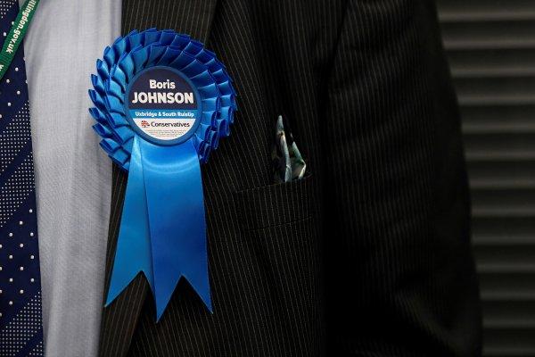 İngiltere'de Boris Johnson seçimin galibi oldu