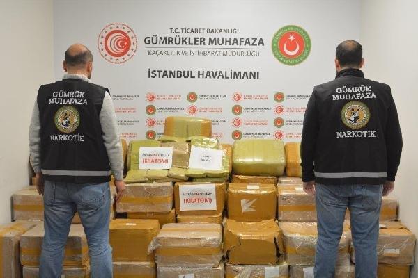 İstanbul'da büyük uyuşturucu operasyonu: 1 ton 700 kilo
