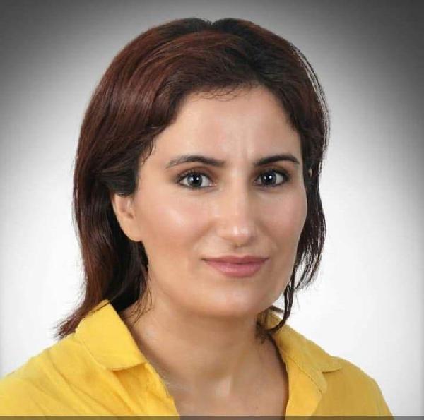 Boşanma aşamasındaki eşini öldürdü, intihara kalkıştı