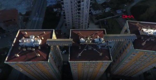 Rize'de yangın merdiveni çatıya kuruldu