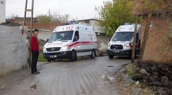 Diyarbakır’da boşanma kavgası: 2'si ağır 12 yaralı
