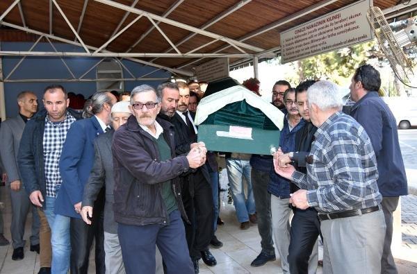 Kontrolü kaybeden sürücünün kazası kamerada