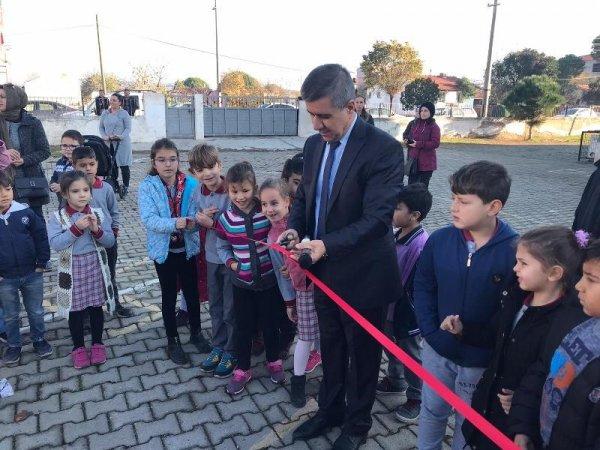 Balıkesir'de öğrencilerden Türk Malları Haftası kutlaması