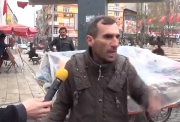 Elazığ'da işsiz babanın valiliğe sitemi