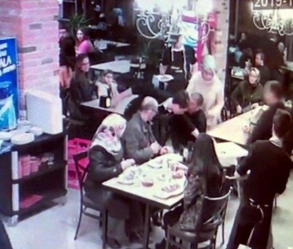 Bebek sandalyesine çarptı diye darbedilen garson konuştu