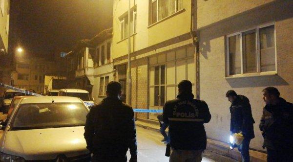 Evi silahla tarayıp kayıplara karıştılar