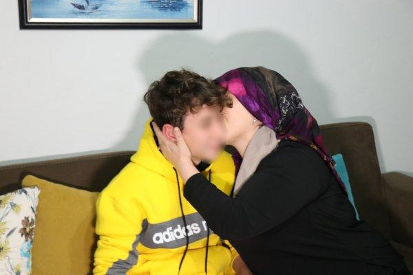 Bebek sandalyesine çarptı diye darbedilen garson konuştu