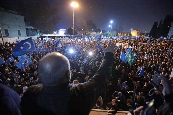 Doğu Türkistan için sessiz çığlık