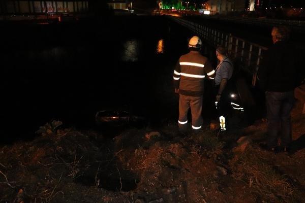 Zonguldak'ta sürücüsü alkollü olan araç dereye uçtu