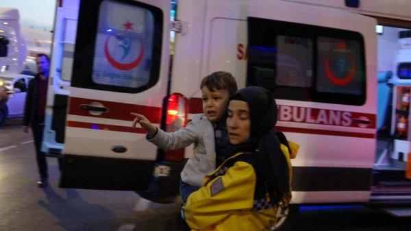 Ordu'da minibüs ile otomobil çarpıştı