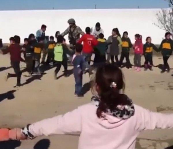 Tel Abyadlı çocuklardan Türkiye’ye mesaj