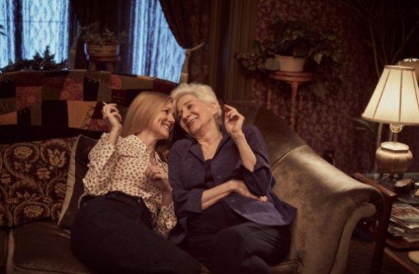 Netflix'in uyuşturucu ve LGBT mesajı verdiği yapımlar