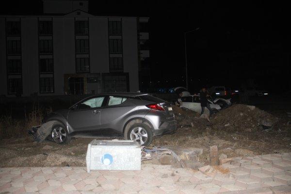 Elazığ'da iki aracın çarpışması sonucu 4 kişi yaralandı
