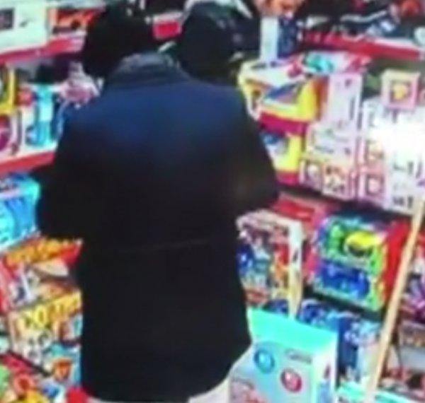 Avcılar'da oyuncak silahla banka soygunu