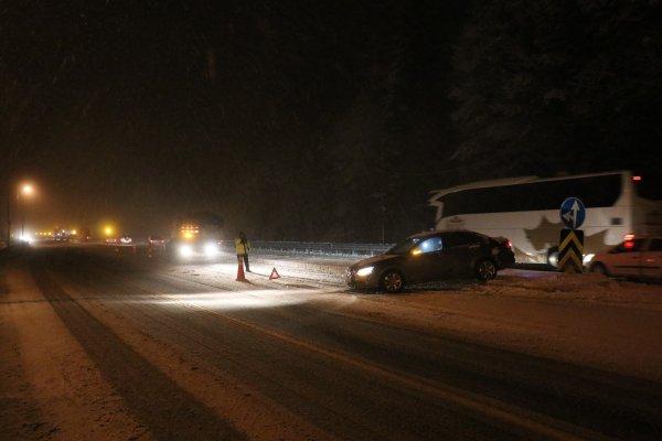 Bolu Dağı'nda kar yağışı etkisini artırdı