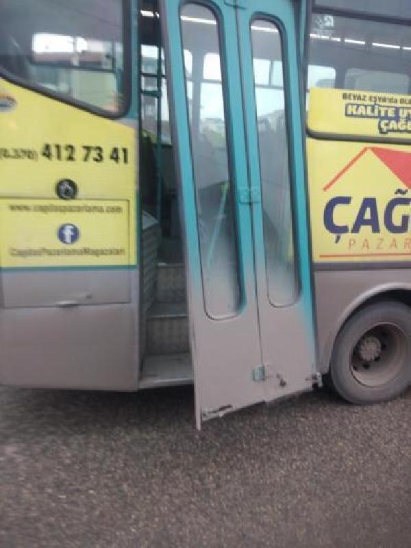 Otobüsten düşen 3 çocuk annesi kadın öldü