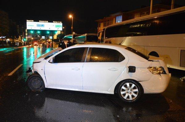 Alkollü sürücünün çarptığı otomobil 300 metre savruldu