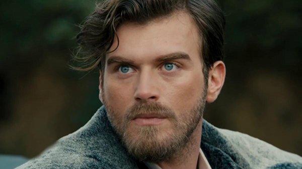 Kıvanç Tatlıtuğ'a Atatürk rolü teklifi