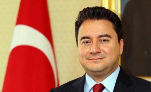 Ali Babacan 5 yıl sonra tweet attı