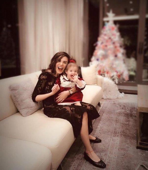 Ünlülerden 2020 paylaşımları