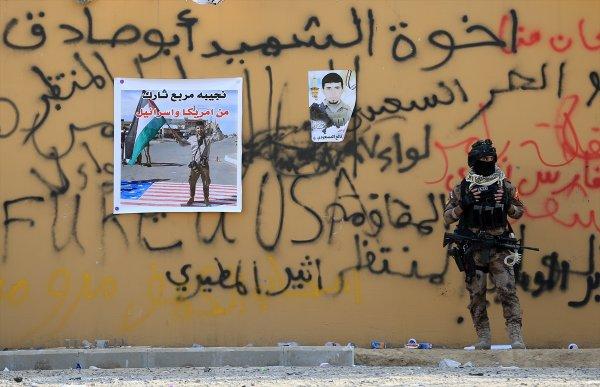 Protestocular ABD Büyükelçiliği önünden çekildi