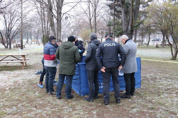 Bolu'da bir kişi parkta ölü bulundu