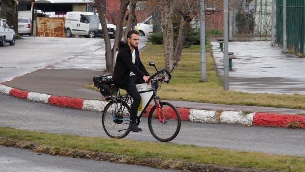 Benzin ve elektrikle çalışan motorlu bisiklet yaptı