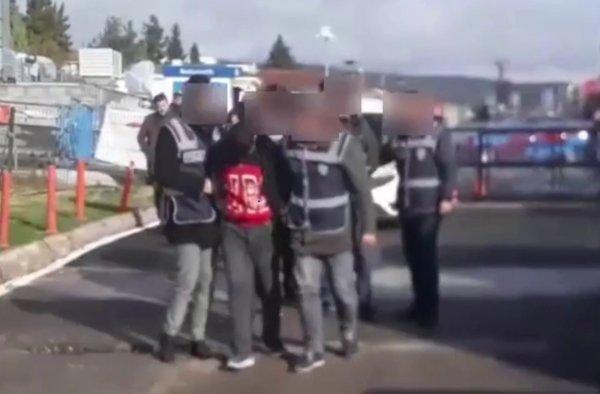 Çaldıkları aracı gelin arabası gibi süslediler