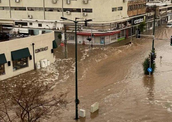 İsrail'de sel felaketi
