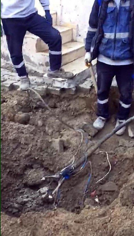 Cizre'de kaçak elektrik için yer altından hat çektiler