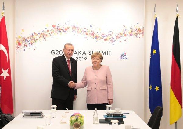 Cumhurbaşkanı Erdoğan Merkel ile görüştü