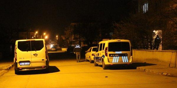 Erzincan'da akraba 3 kadın arasında bıçaklı kavga