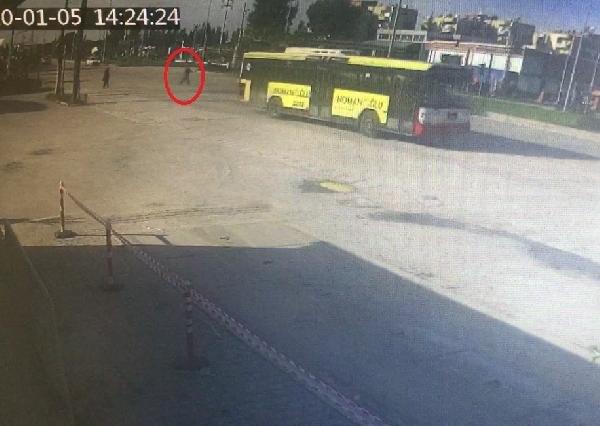 Arkadaşının cenazesinden dönerken kazada öldü