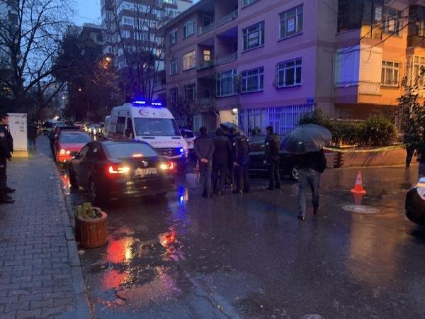 Kadıköy'de polise silahlı saldırı