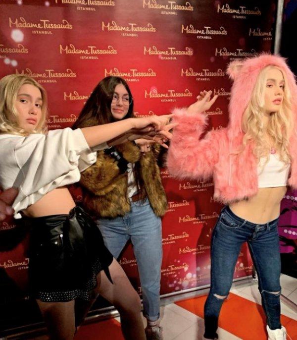 Aleyna Tilki'nin balmumu heykeli