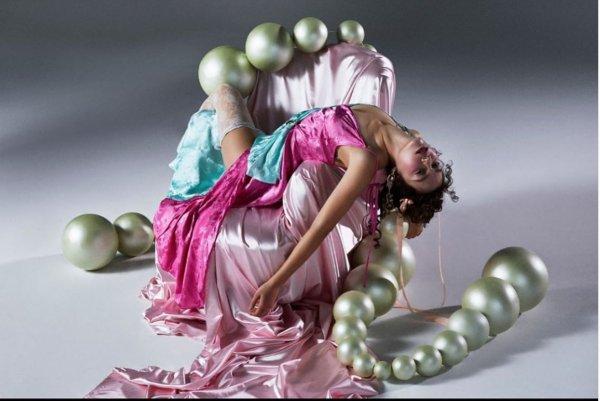 Melisa Şenolsun'dan yeni pozlar