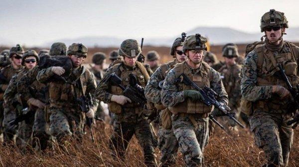 Koalisyon güçlerine ait askerler Irak'tan taşınıyor