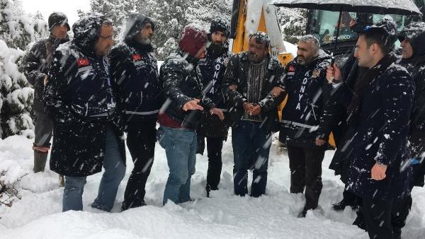 Eşi kahvesine uyku ilacı kattı, akrabaları boğarak öldürdü