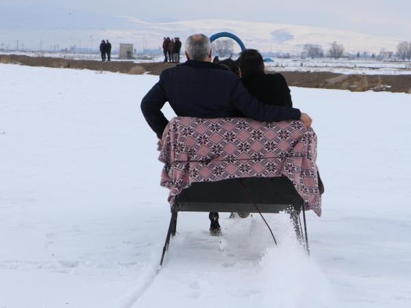 Erzurum'da başkan ve müdürün zor anları