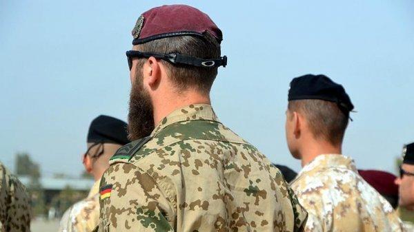Koalisyon güçlerine ait askerler Irak'tan taşınıyor