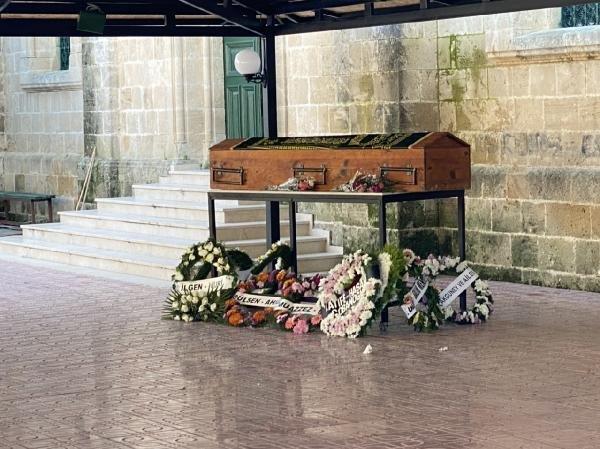 KKTC'de aynı gün ölen Türk ve İngiliz'in cenazesi karıştı