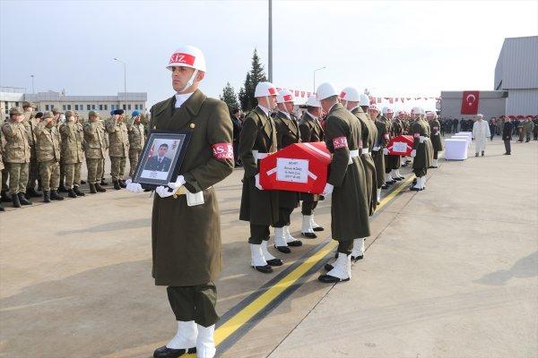 Şehit askerler, törenle memleketlerine uğurlandı