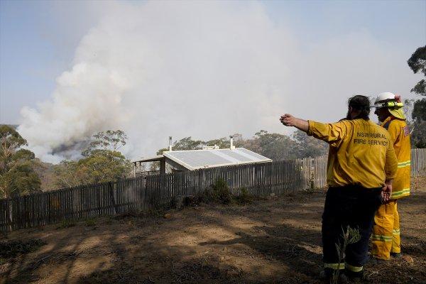Avustralya'da binlerce kişi yerinden oldu