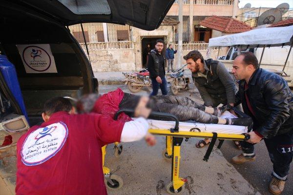 Esad rejiminden İdlib'e hava saldırısı: 17 ölü