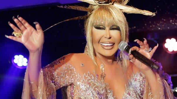 Bülent Ersoy, hayatının yazılmasını istemedi