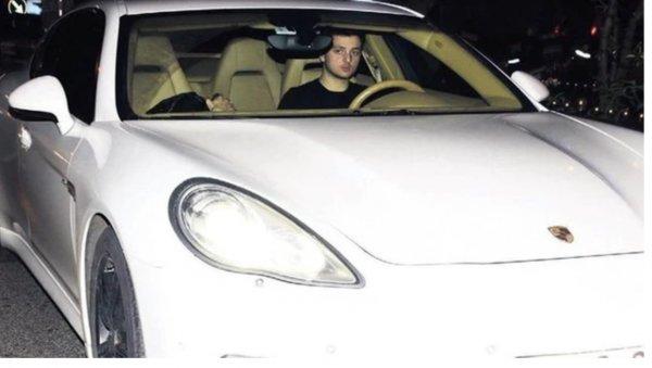 Sibel Can'ın küçük oğlu çapkınlıkta