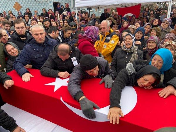 Şehit uzman çavuş, Edirne'de gözyaşlarıyla uğurlandı