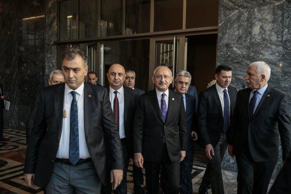 Kemal Kılıçdaroğlu, hükümetin dış politikasını eleştirdi