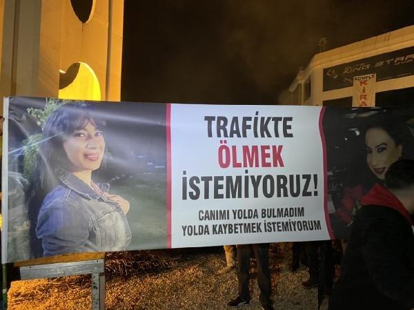 KKTC’de sarı yeleklerle 'yolları yapın' eylemi